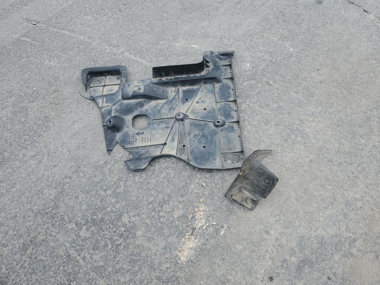 2014 Jeep Cherokee Latitude VIN: 1C4PJLCB7EW322083 Lot: 85558075