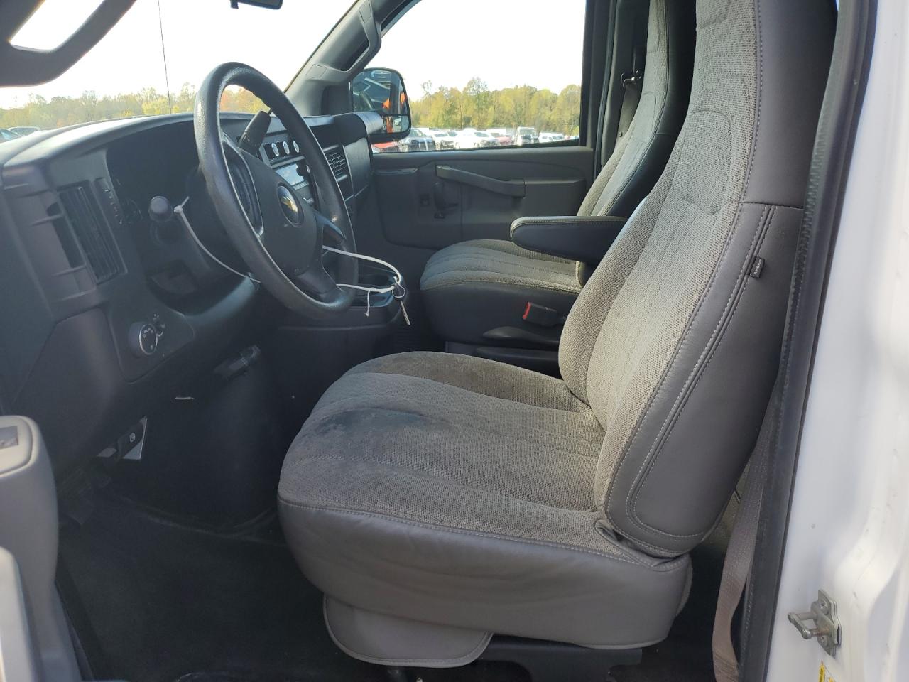 2016 Chevrolet Express G3500 Lt VIN: 1GAZGPFG7G1201990 Lot: 86218175