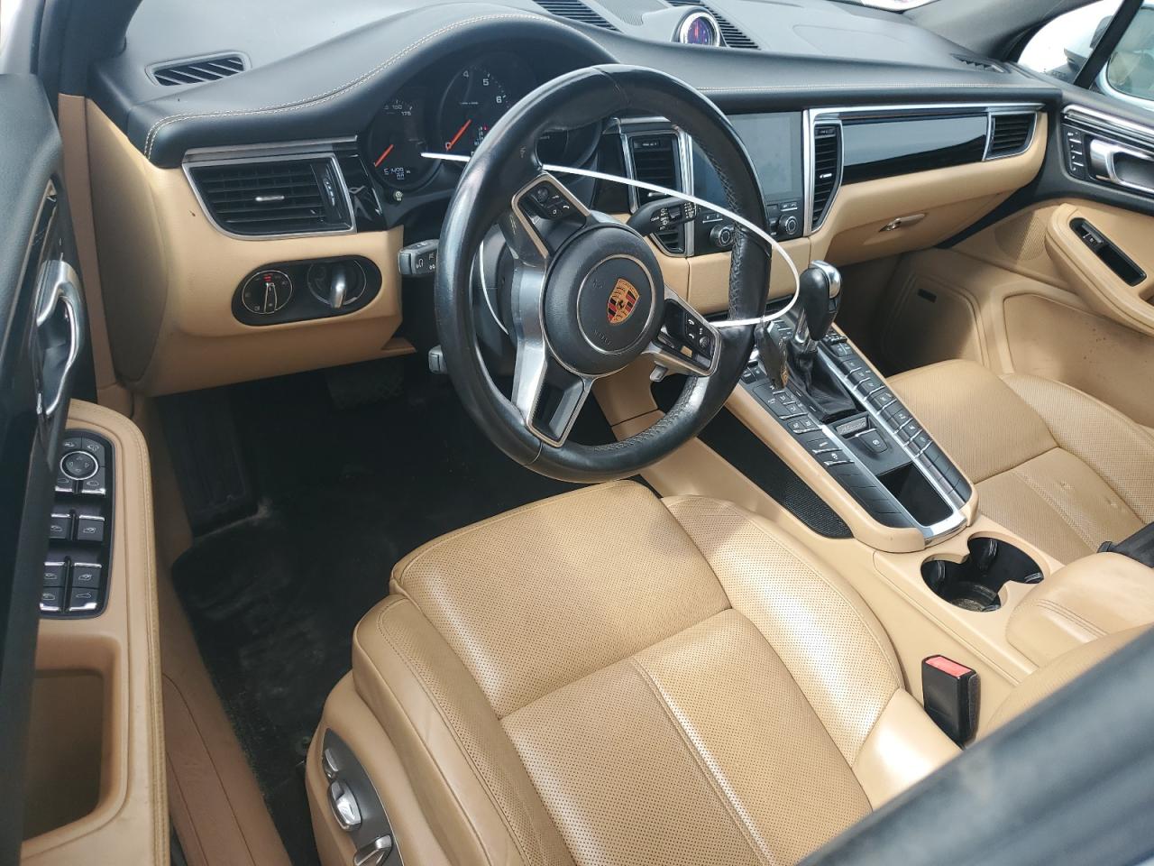2018 Porsche Macan VIN: WP1AA2A5XJLB17784 Lot: 82287475