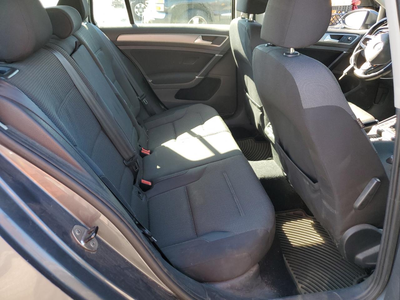 2016 Volkswagen Golf Sportwagen S VIN: 3VWC17AU3GM510710 Lot: 86541375