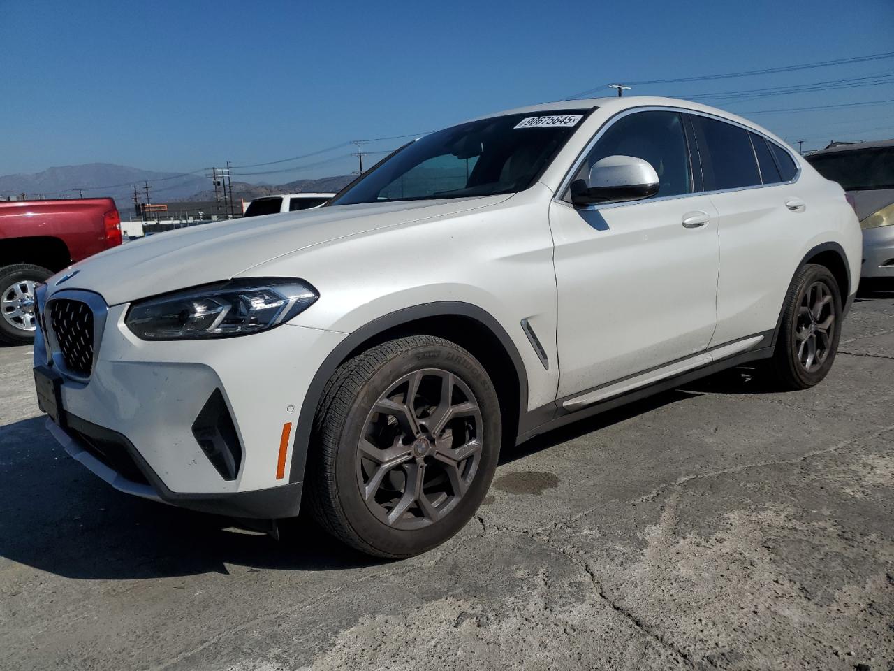 2024 BMW X4 xDrive30I