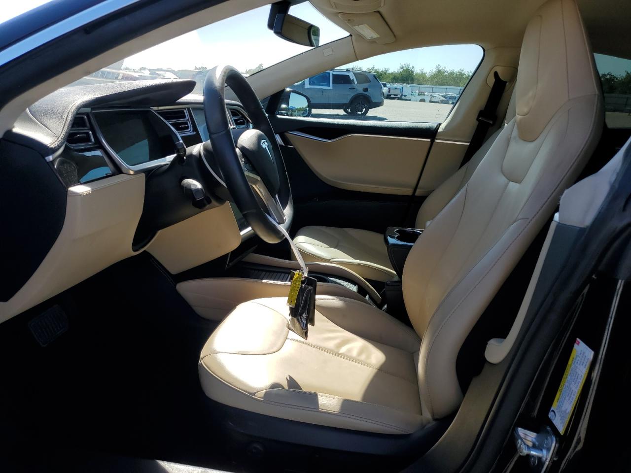 2014 Tesla Model S VIN: 5YJSA1H16EFP32795 Lot: 85000675