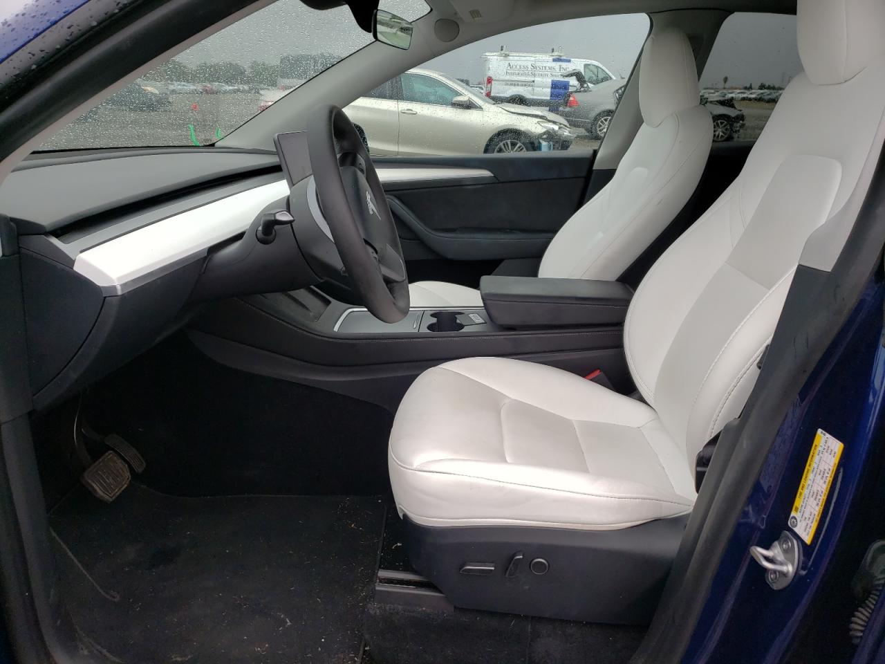 2023 Tesla Model Y VIN: 7SAYGDEE8PF881460 Lot: 82178565