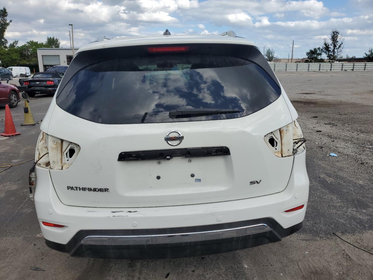 2016 Nissan Pathfinder S VIN: 5N1AR2MN6GC605317 Lot: 89650085