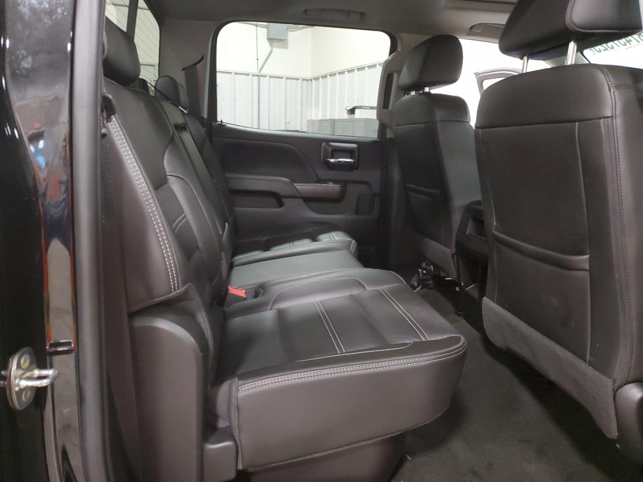 2018 GMC Sierra K2500 Denali VIN: 1GT12UEGXJF154161 Lot: 87457325