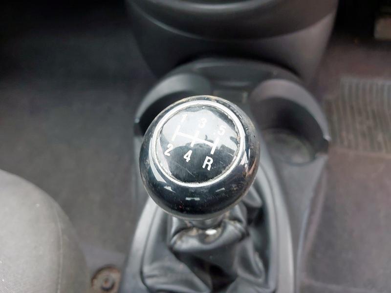 2001 FORD FOCUS ZETEC 