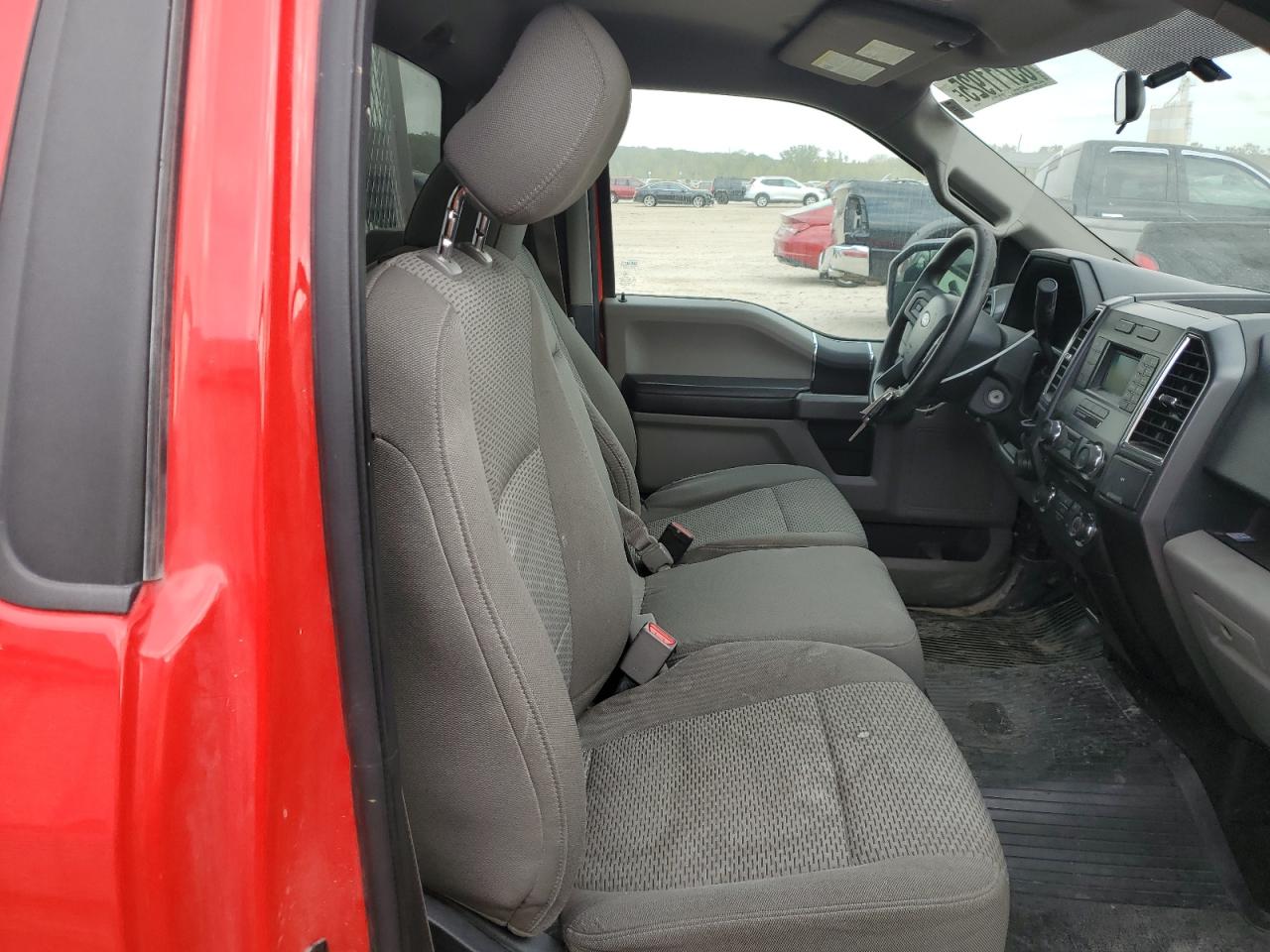 2017 Ford F150 VIN: 1FTMF1C87HKC30450 Lot: 85711925