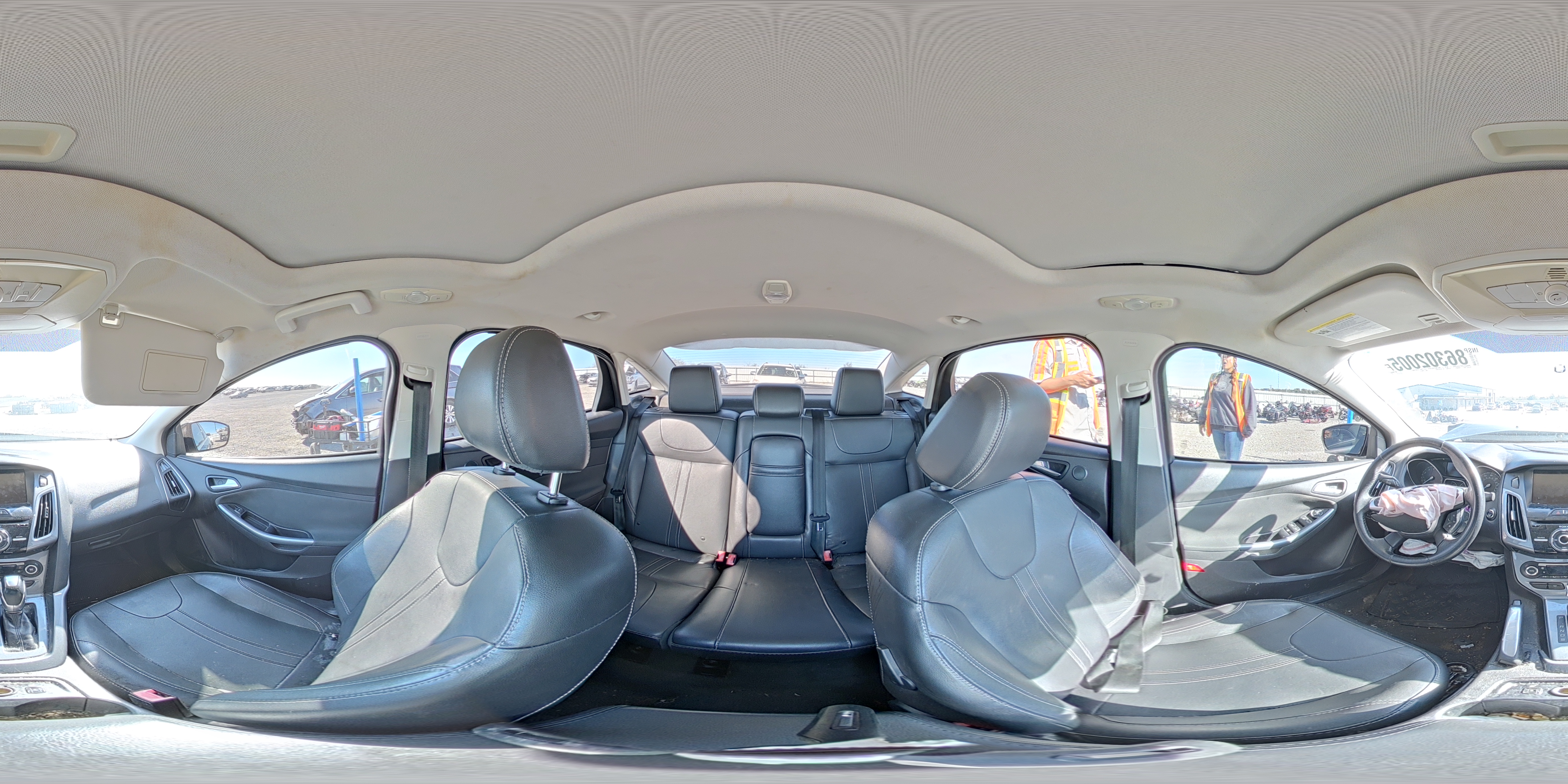 2013 Ford Focus Titanium VIN: 1FADP3J21DL270671 Lot: 86302005