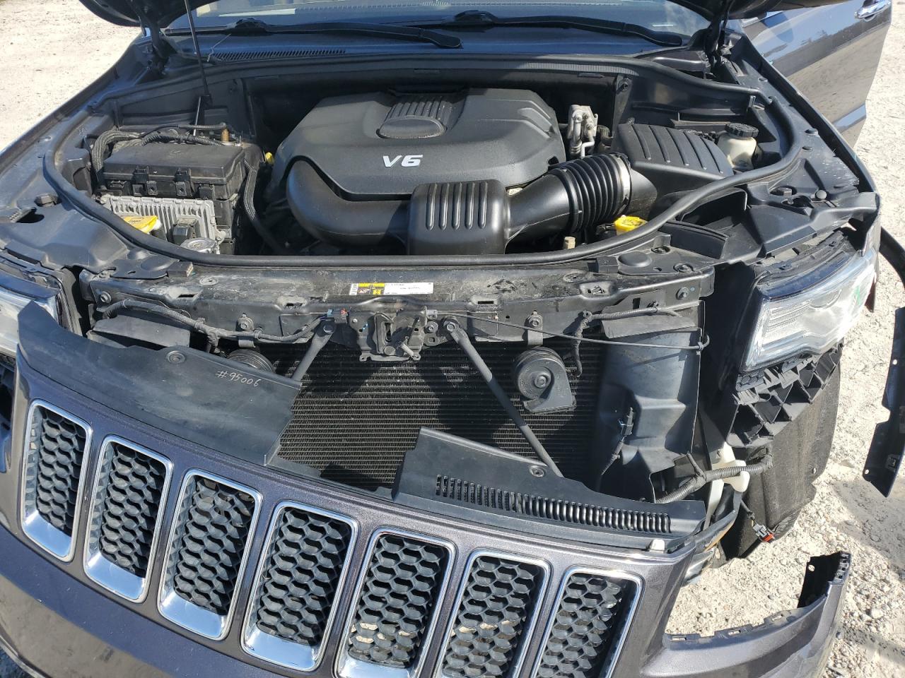 2015 Jeep Grand Cherokee Overland VIN: 1C4RJFCG5FC116558 Lot: 85106275