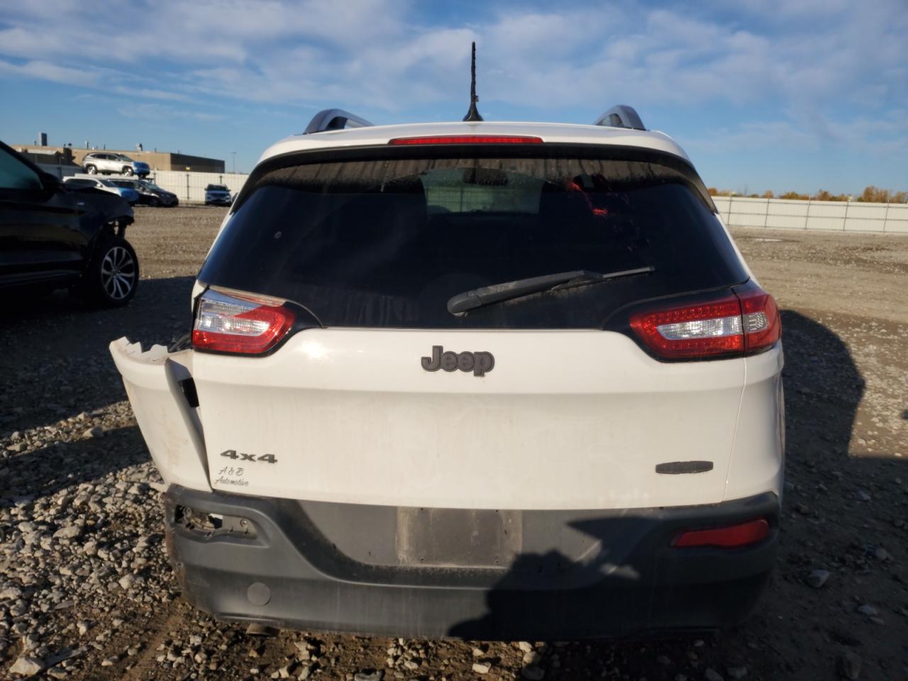 2014 Jeep Cherokee Latitude VIN: 1C4PJMCBXEW107562 Lot: 86841025