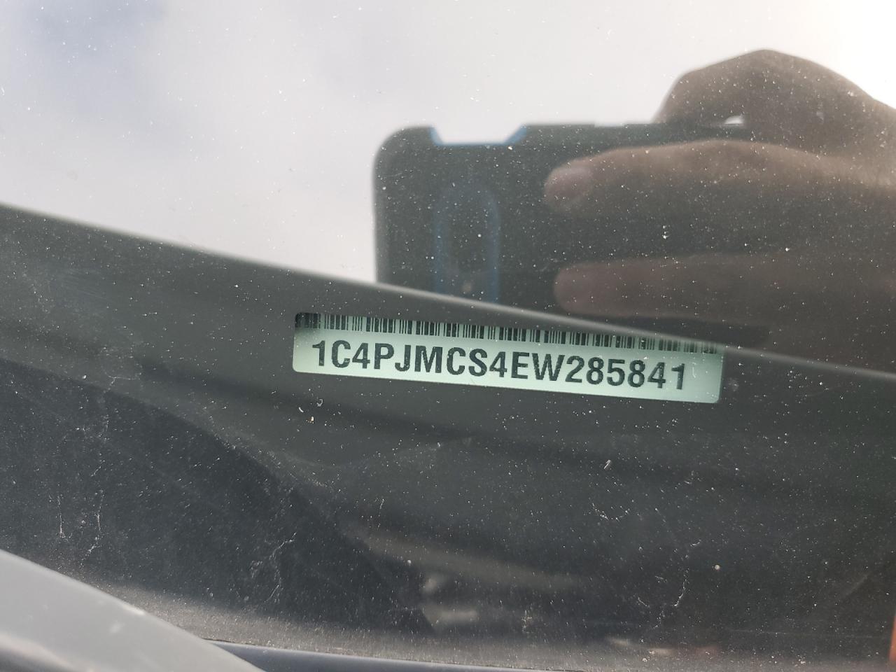 2014 Jeep Cherokee Latitude VIN: 1C4PJMCS4EW285841 Lot: 86160265