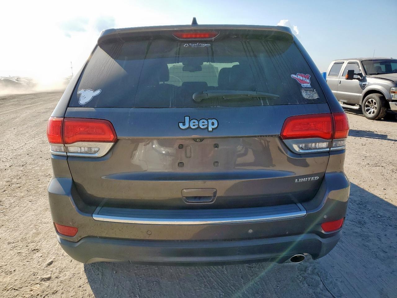 2015 Jeep Grand Cherokee Limited VIN: 1C4RJEBG2FC686383 Lot: 85184695