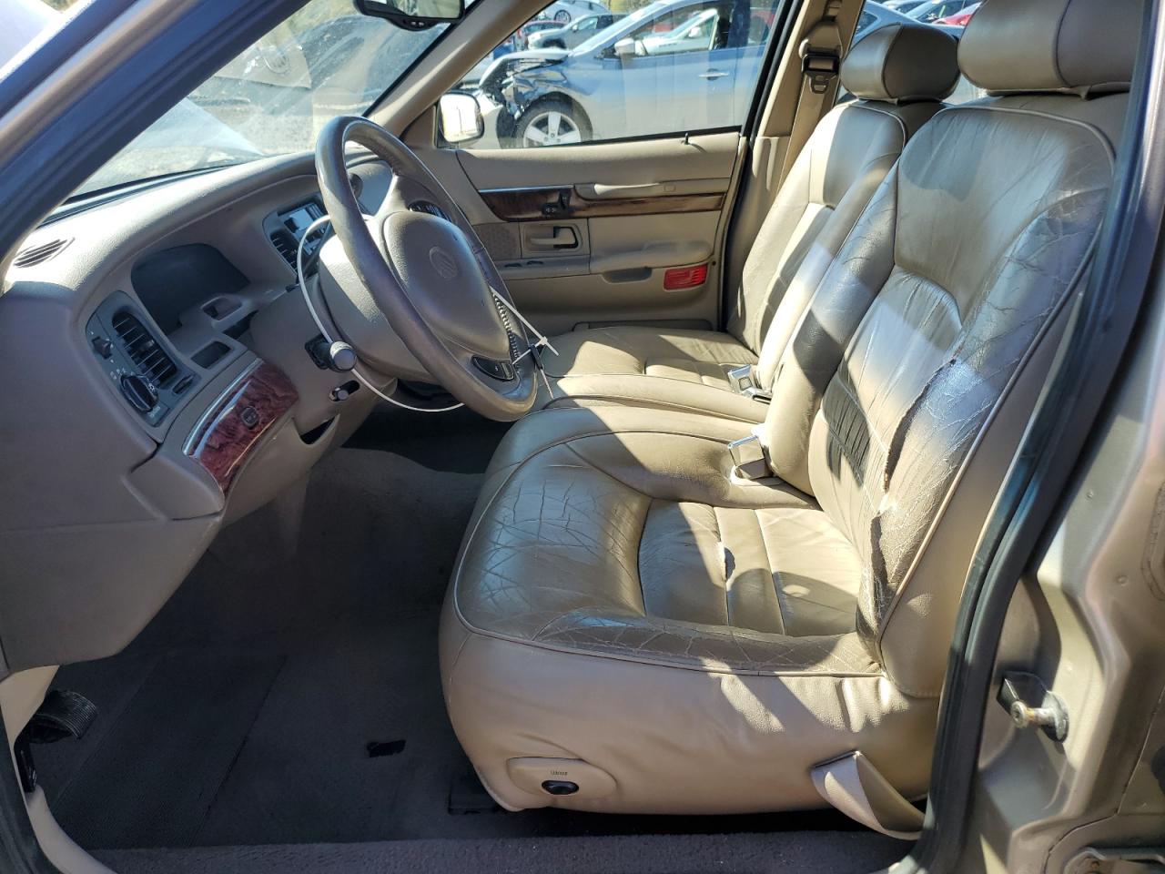 2000 Mercury Grand Marquis Ls VIN: 2MEFM75W0YX601831 Lot: 85825815