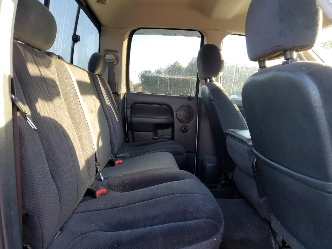 2004 Dodge Ram 1500 St VIN: 1D7HU18N54J145909 Lot: 82166505