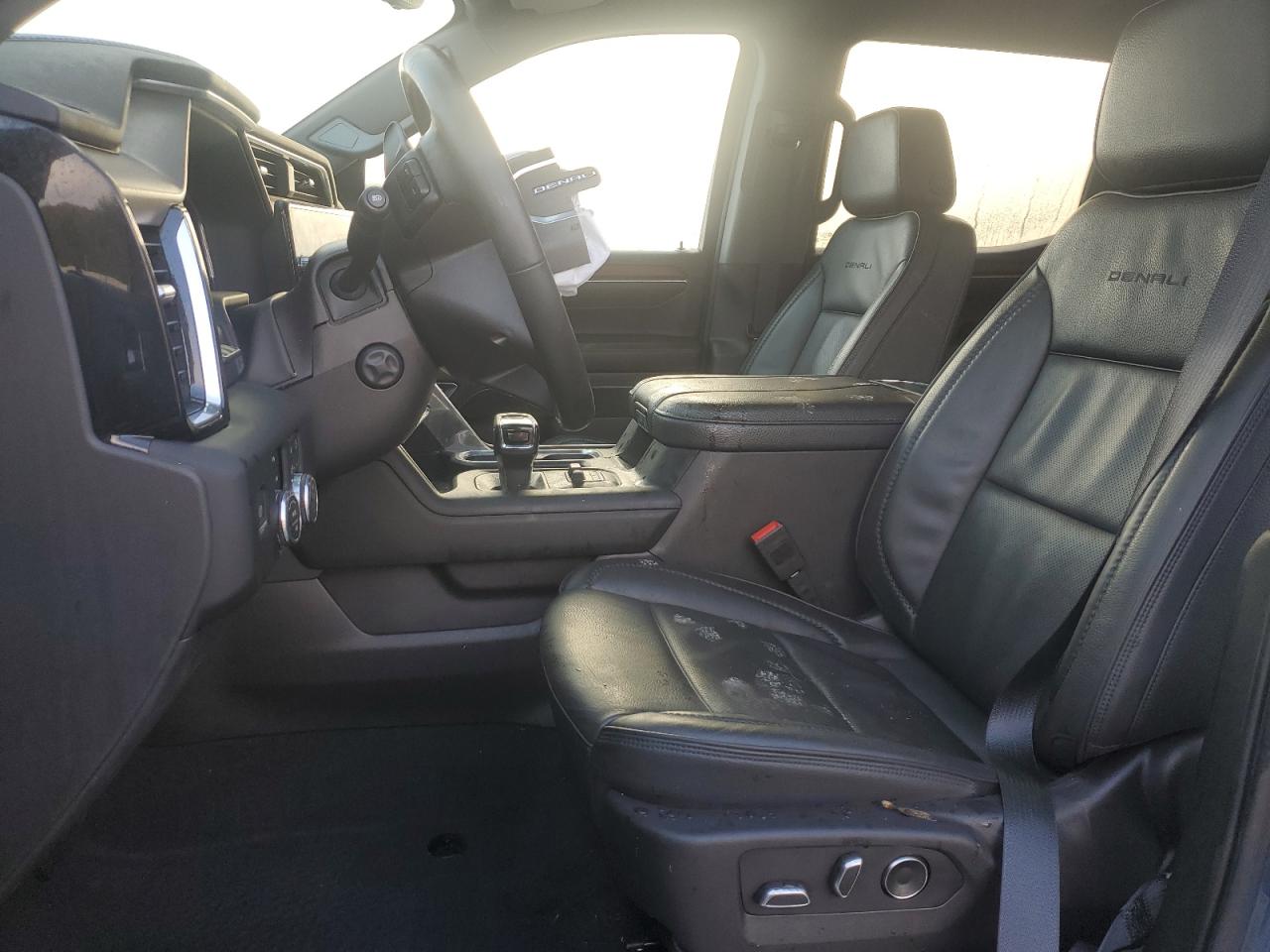 2024 GMC Sierra K1500 Denali VIN: 3GTUUGED9RG214343 Lot: 90549475