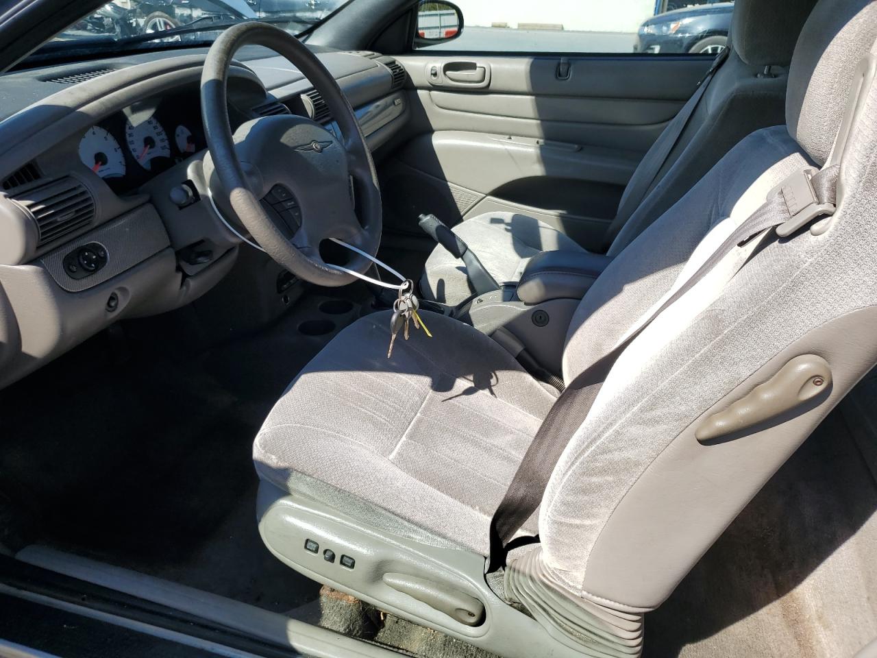 2002 Chrysler Sebring Gtc VIN: 1C3EL75R92N244897 Lot: 81900525