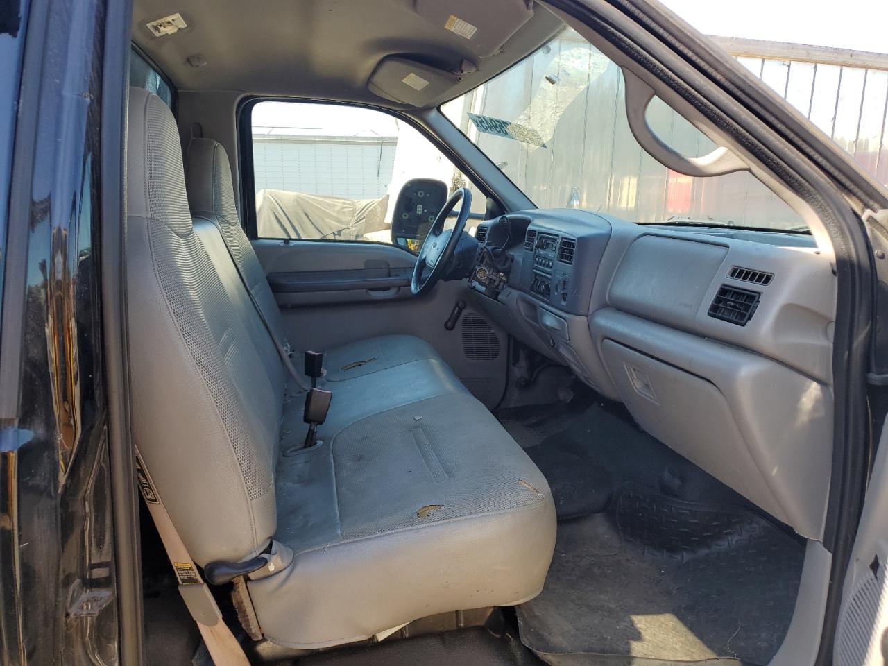 2001 Ford F550 Super Duty VIN: 1FDAF56F61EC58924 Lot: 85175945