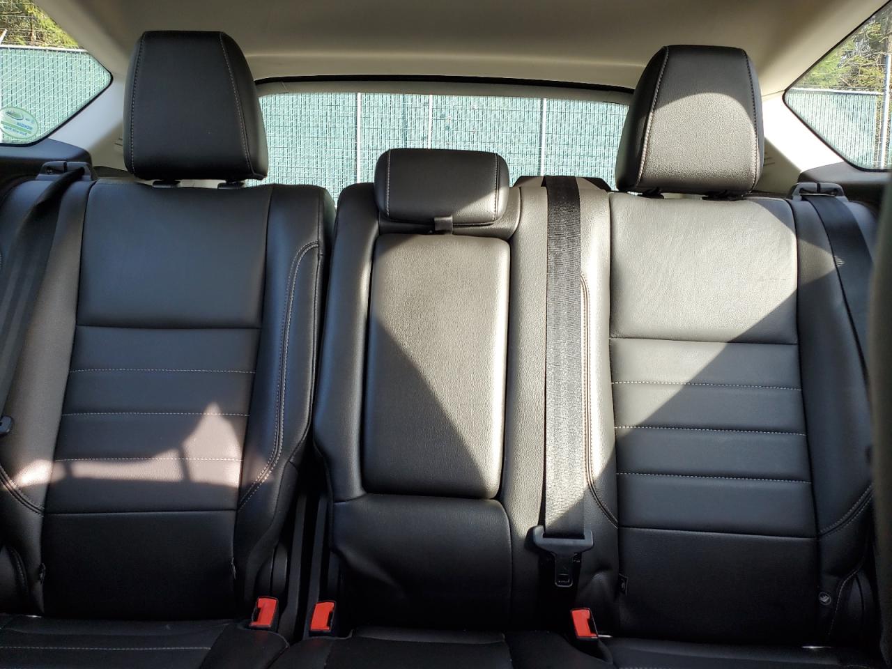 2015 Ford C-Max Premium Sel VIN: 1FADP5CU2FL104429 Lot: 82318665