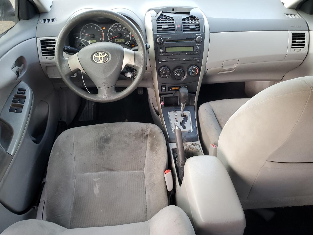 2010 Toyota Corolla Base VIN: 2T1BU4EE1AC315745 Lot: 82312905