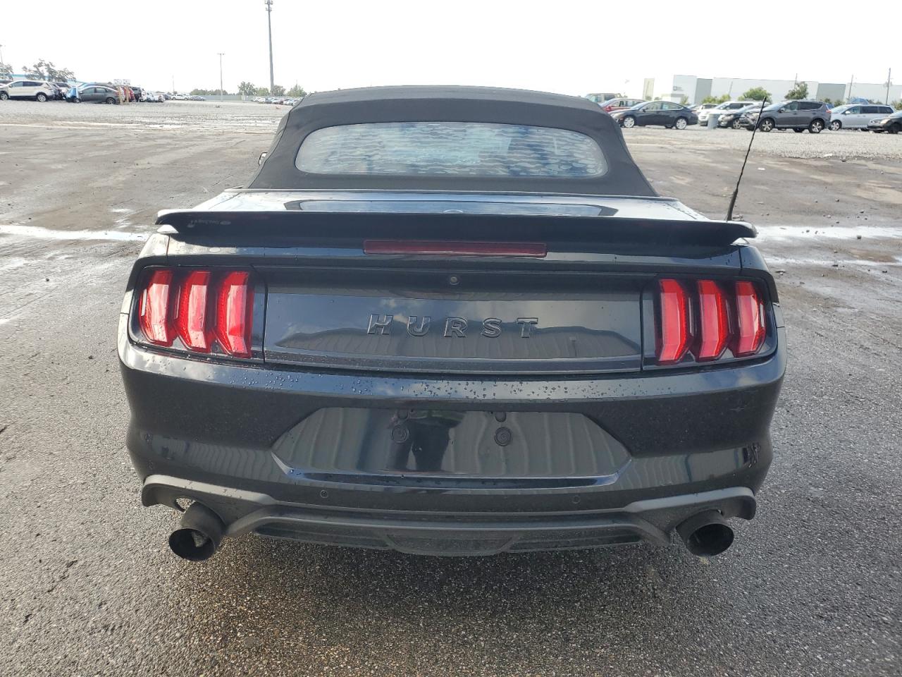 2018 Ford Mustang VIN: 1FATP8UH5J5117767 Lot: 82194015