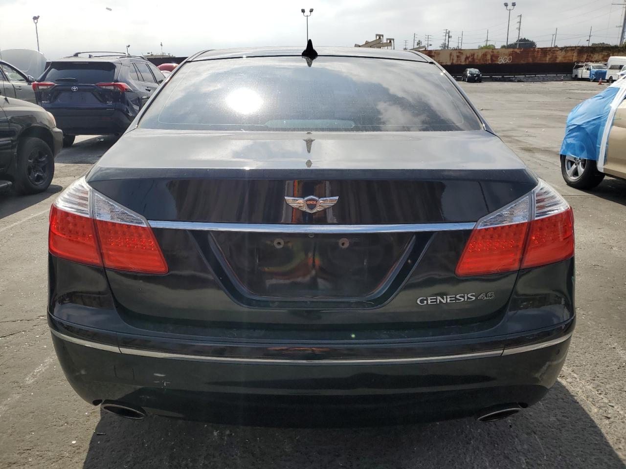 2009 Hyundai Genesis 4.6L VIN: KMHGC46F49U047090 Lot: 85340015