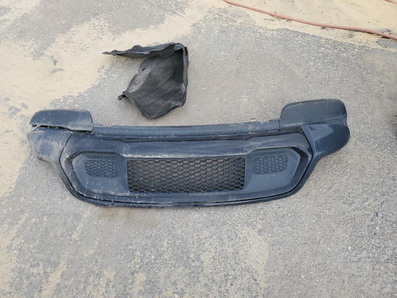 2018 Jeep Grand Cherokee Laredo VIN: 1C4RJEAGXJC181749 Lot: 85292285