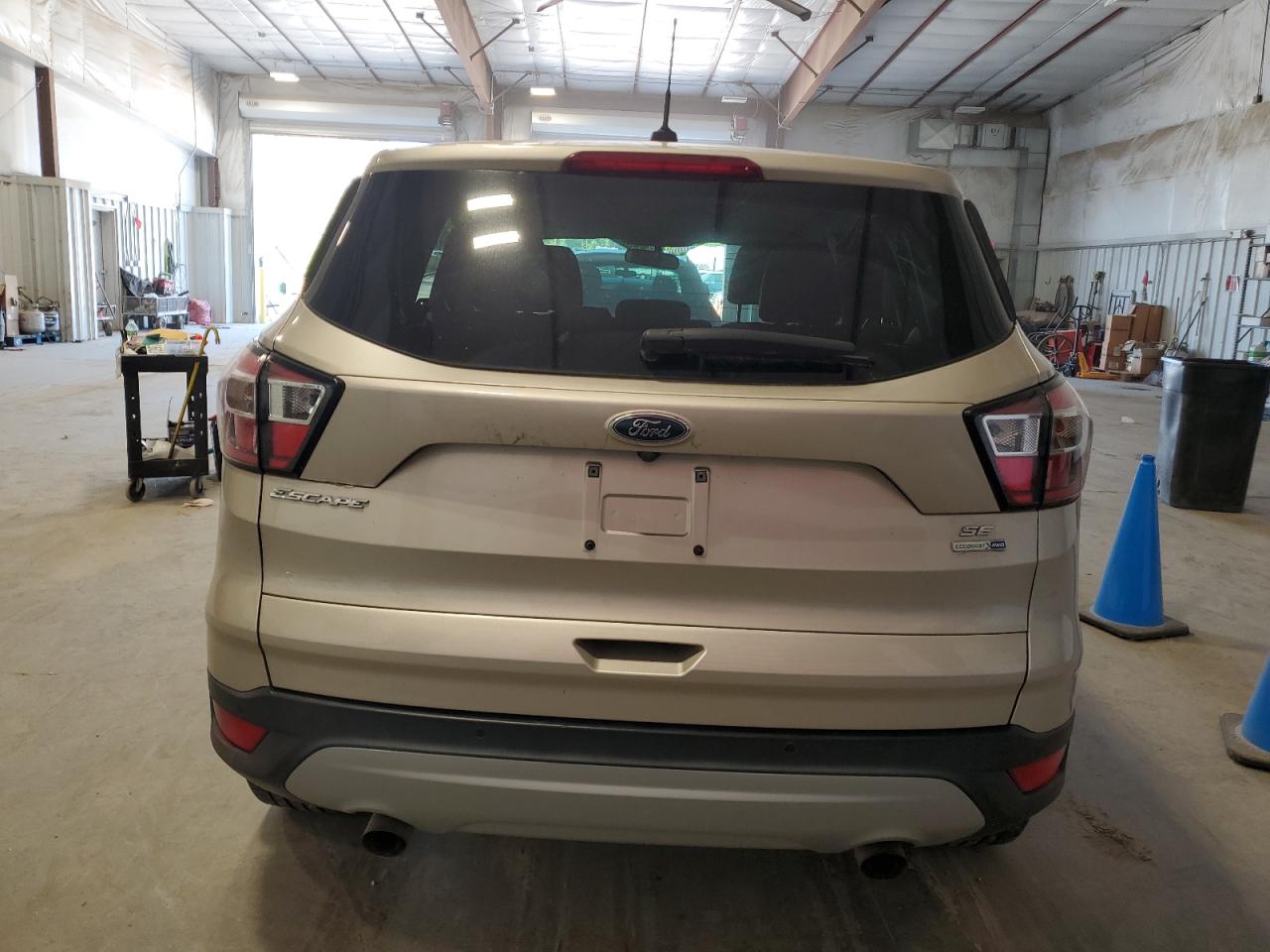 2017 Ford Escape Se VIN: 1FMCU9GD0HUC04425 Lot: 84776135