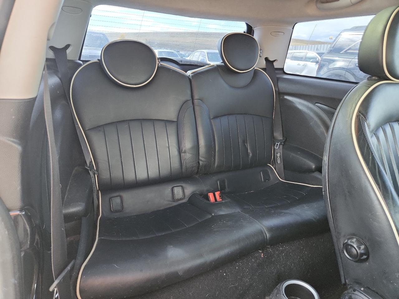 2008 Mini Cooper S VIN: WMWMF73558TT87734 Lot: 90090835