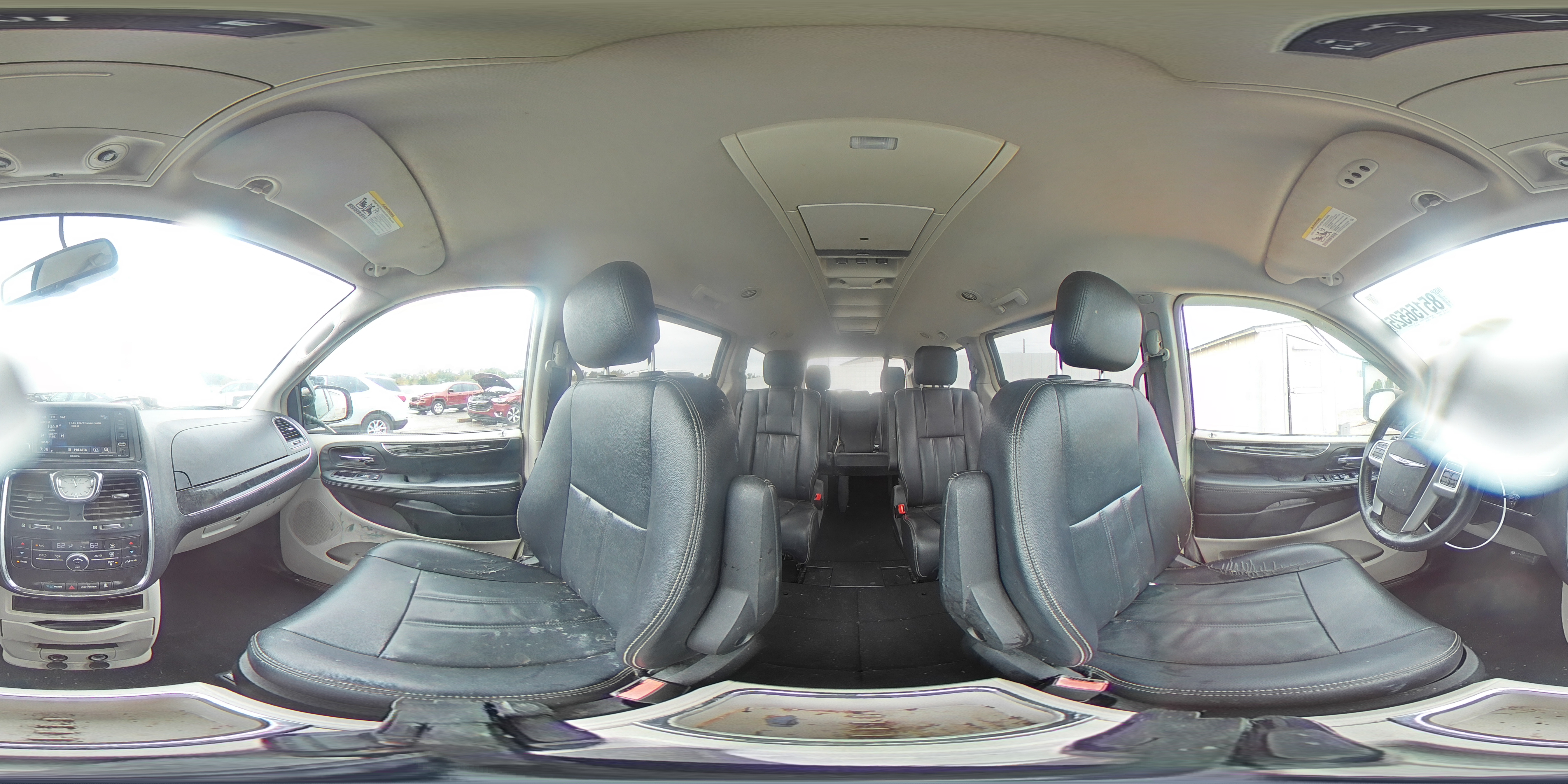 2015 Chrysler Town & Country Touring VIN: 2C4RC1BG7FR637318 Lot: 85156525