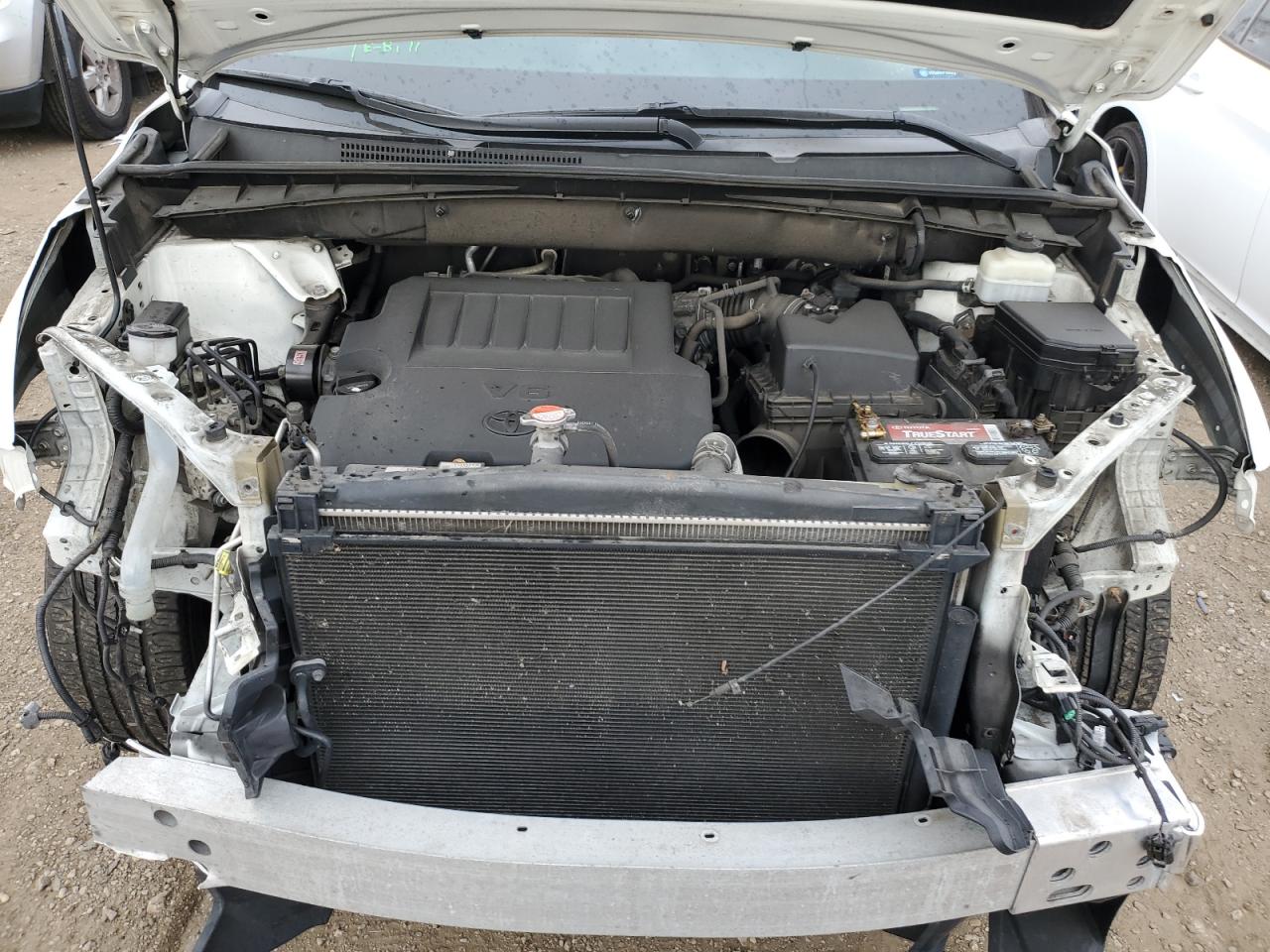 2016 Toyota Highlander Xle VIN: 5TDJKRFH4GS325600 Lot: 85768345