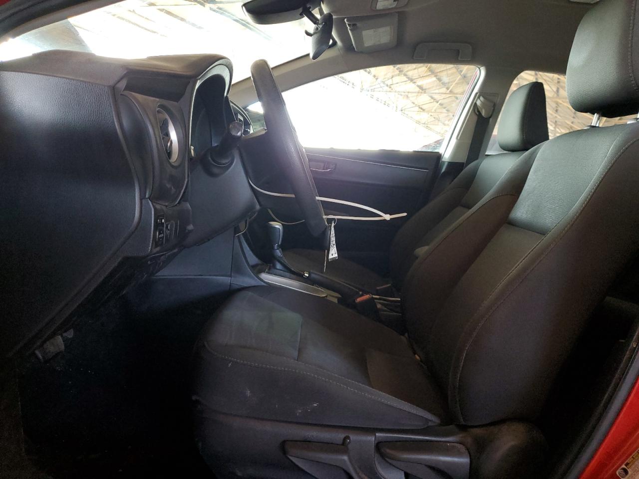 2018 Toyota Corolla L VIN: 2T1BURHE0JC971850 Lot: 84623575