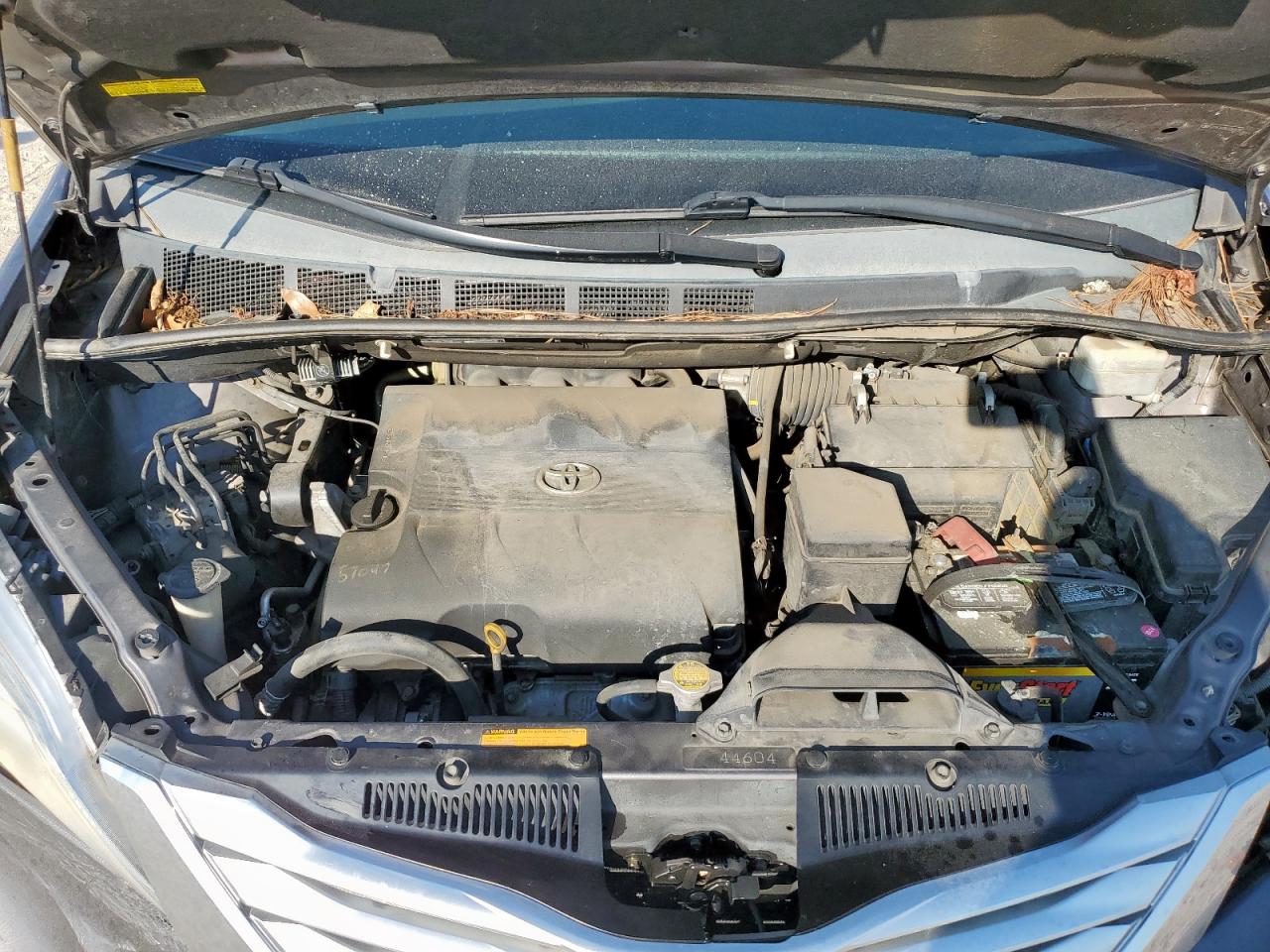 2012 Toyota Sienna Xle VIN: 5TDYK3DC8CS227019 Lot: 81894735