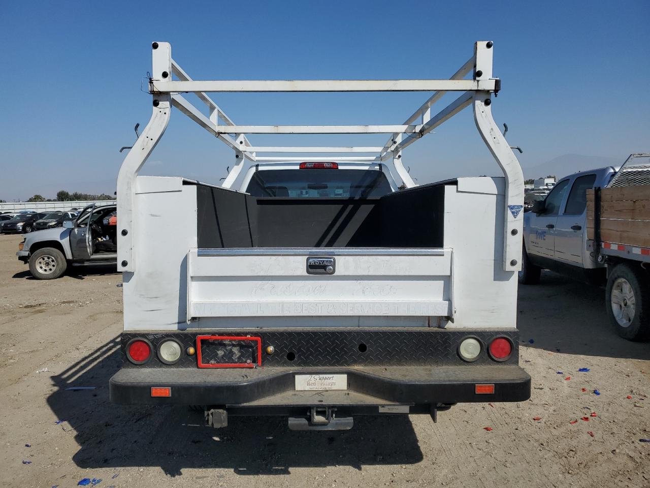 2016 GMC Sierra C2500 Heavy Duty VIN: 1GD01REG2GZ368284 Lot: 81408975