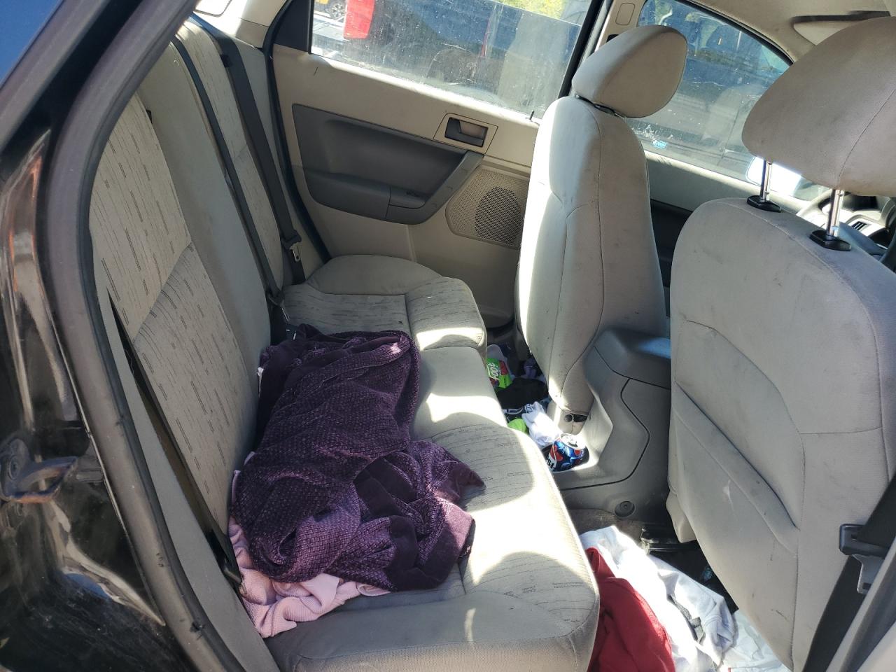 2011 Ford Focus Se VIN: 1FAHP3FN1BW195566 Lot: 85836185