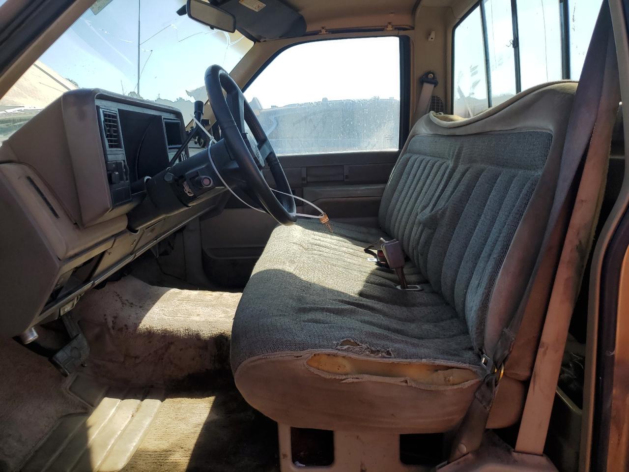 1988 Chevrolet Gmt-400 C1500 VIN: 1GCDC14K3JE184851 Lot: 84227285