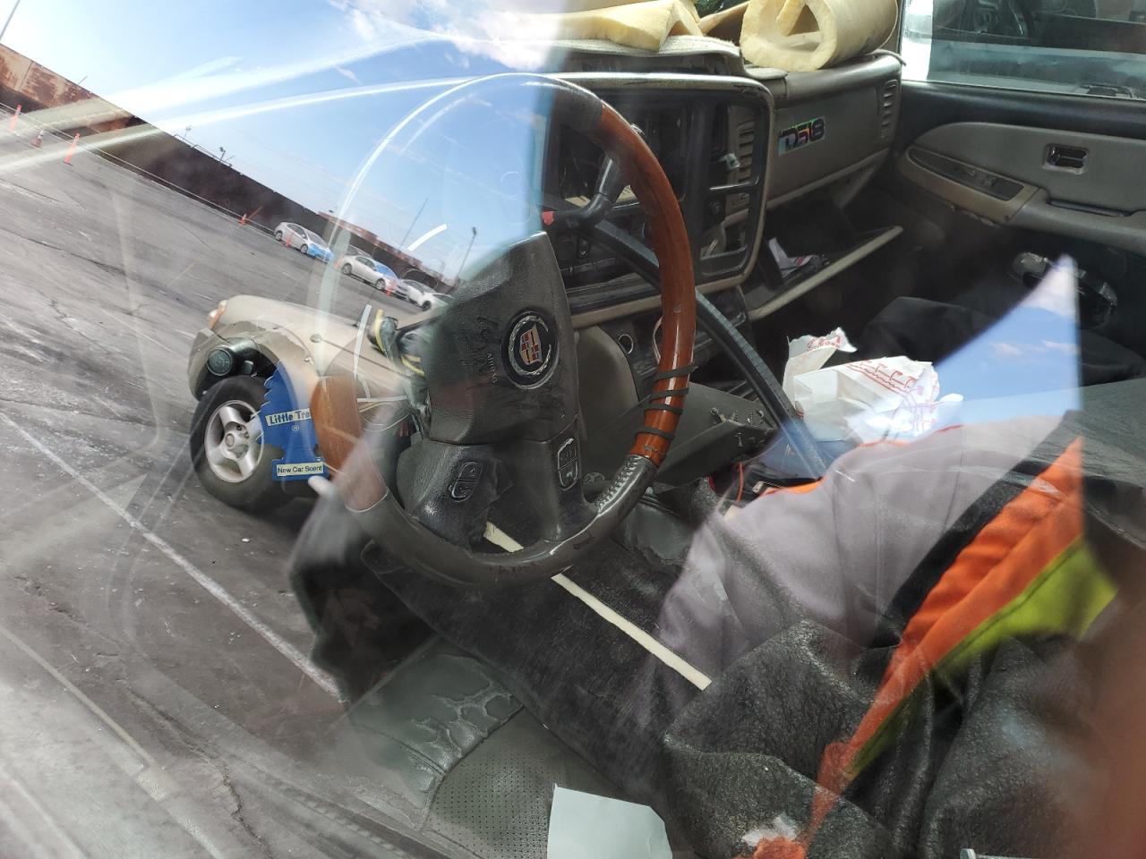 2004 GMC Yukon VIN: 1GKEC13T04R186881 Lot: 85373715