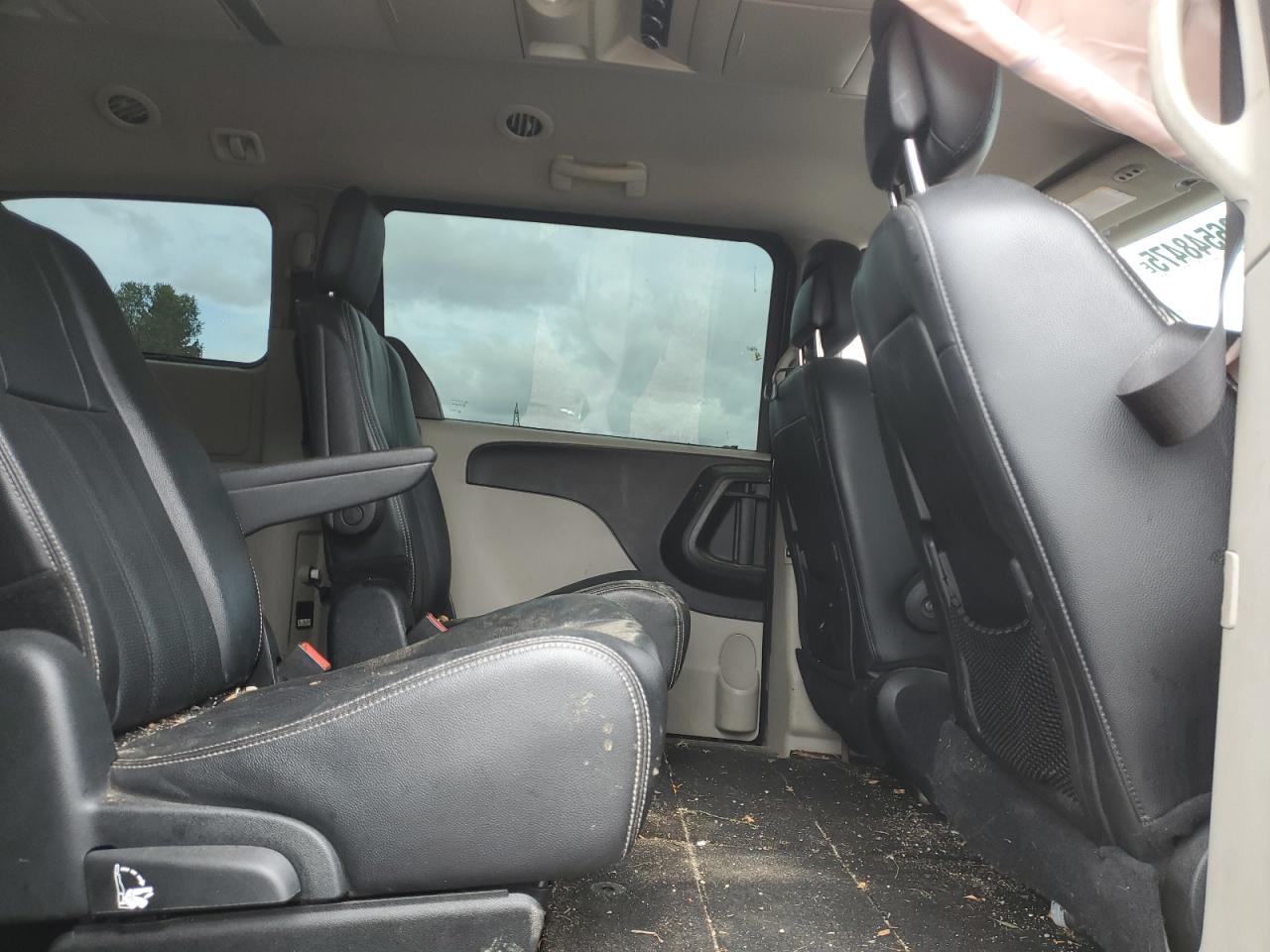 2017 Dodge Grand Caravan Crew VIN: 2C4RDGDGXHR880735 Lot: 86548475