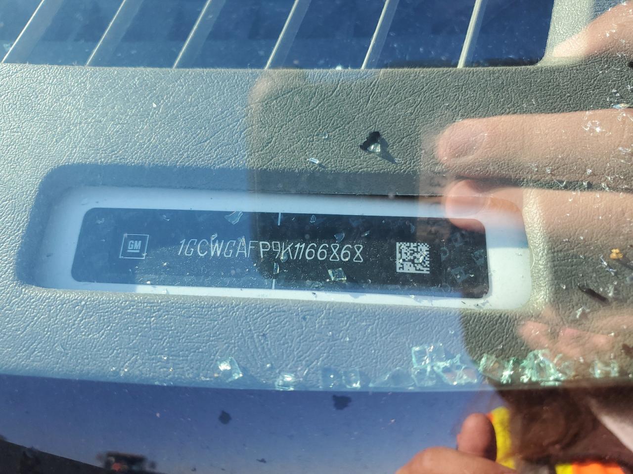 2019 Chevrolet Express G2500 VIN: 1GCWGAFP9K1166868 Lot: 90893465