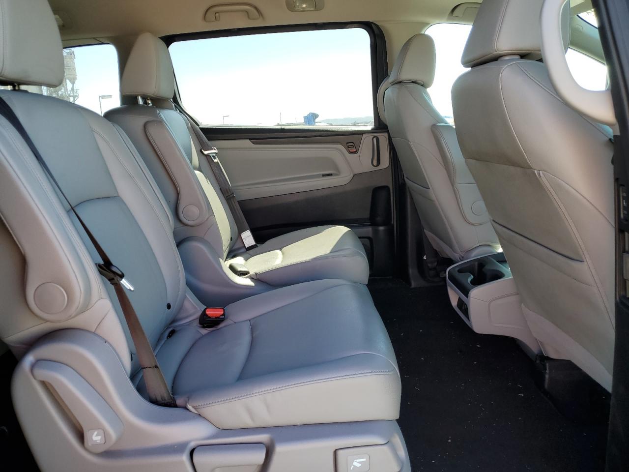 2018 Honda Odyssey Exl VIN: 5FNRL6H73JB067696 Lot: 87284195