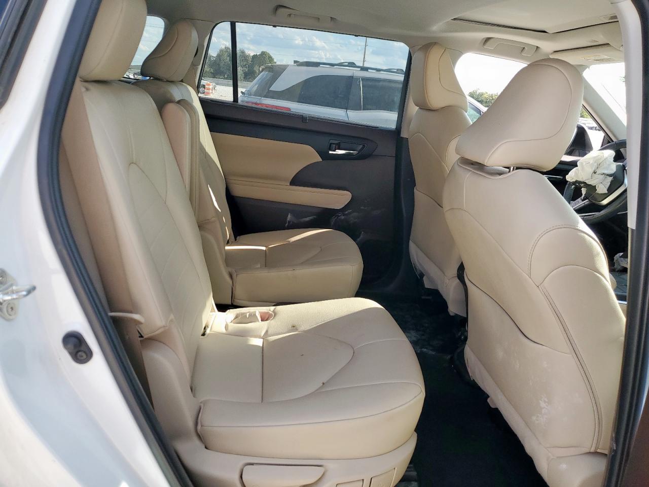 2022 Toyota Highlander Hybrid Xle VIN: 5TDGARAH9NS514650 Lot: 85698975