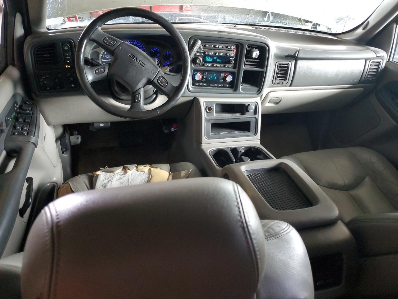 2003 GMC Yukon Xl K2500 VIN: 3GKGK26G83G153111 Lot: 84266025