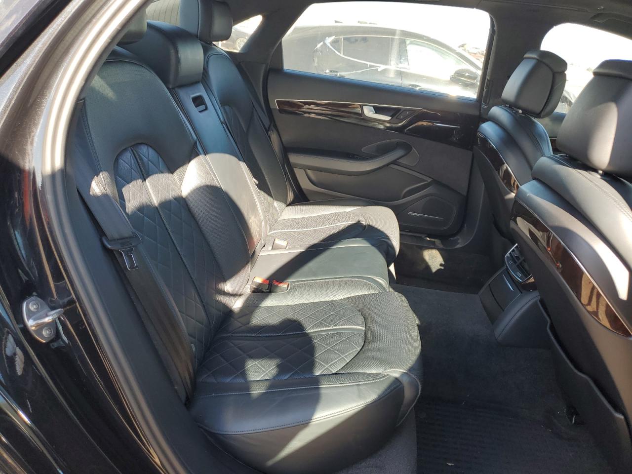 2015 Audi A8 L Quattro VIN: WAU32AFD4FN007582 Lot: 90603055