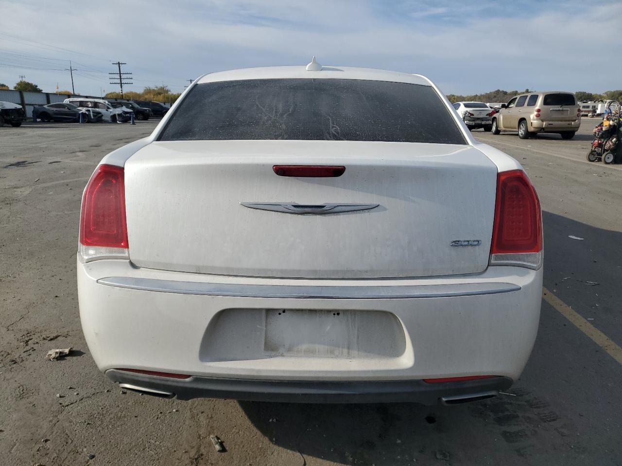 2015 Chrysler 300 Limited VIN: 2C3CCAAG8FH859223 Lot: 82717515