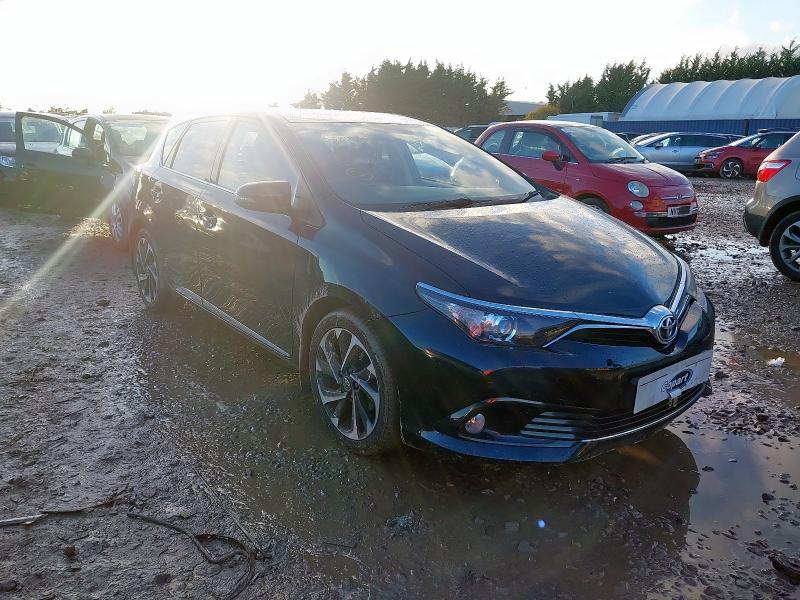 2016 TOYOTA AURIS 1.2T DESIGN 5DR