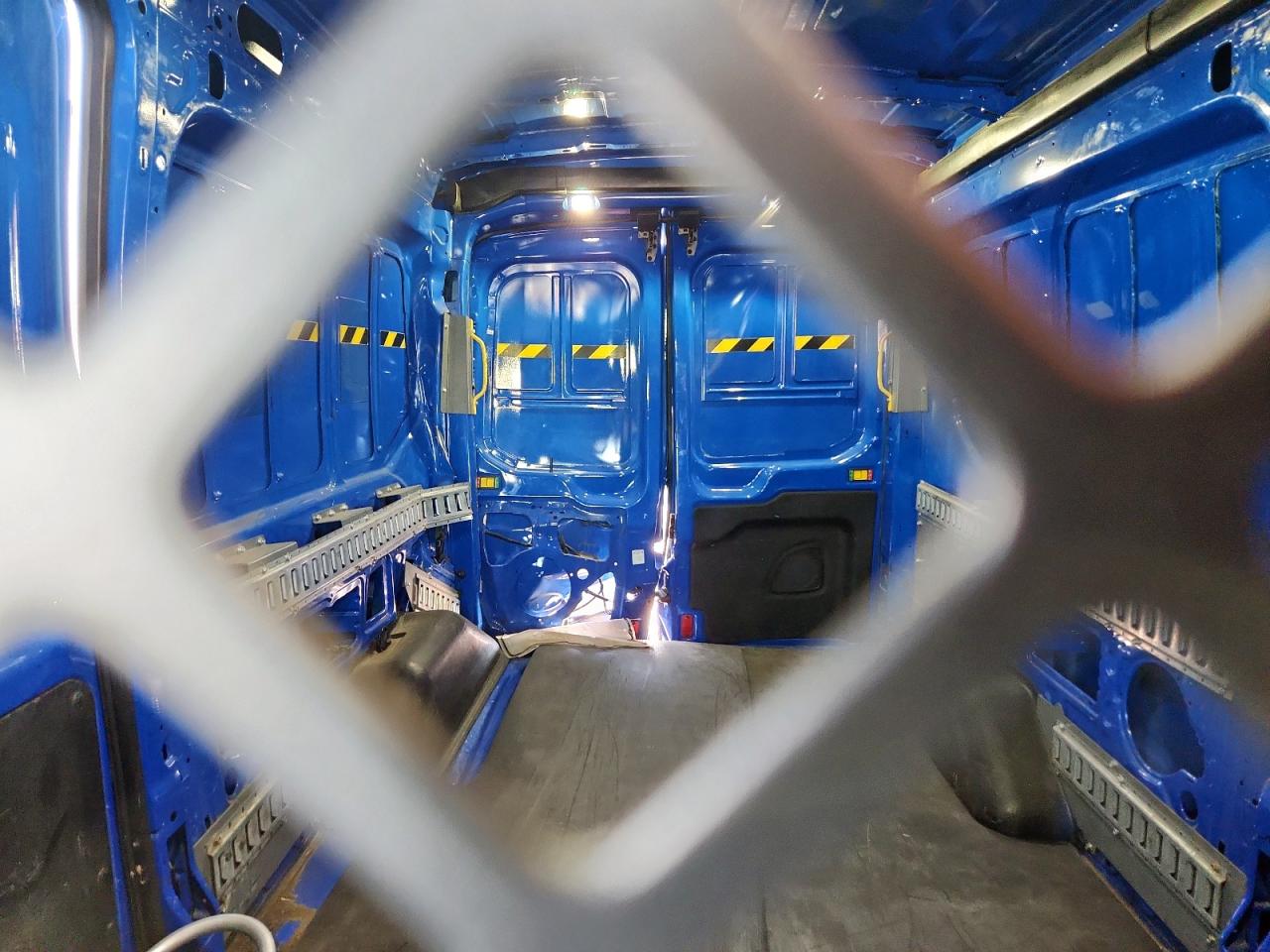 2017 Ford Transit T-250 VIN: 1FTYR2CM2HKA48327 Lot: 85762685