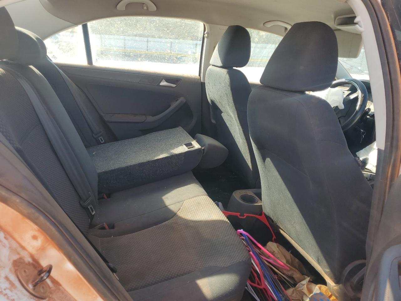 2013 Volkswagen Jetta Base VIN: 3VW2K7AJXDM236478 Lot: 82425385