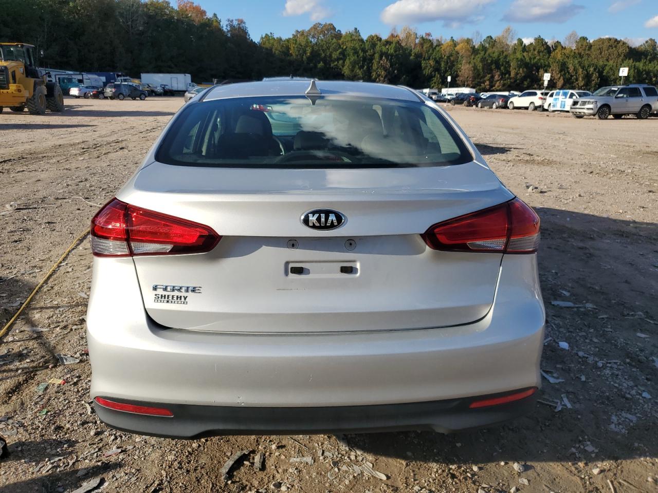 2018 Kia Forte Lx VIN: 3KPFK4A72JE169503 Lot: 90880865