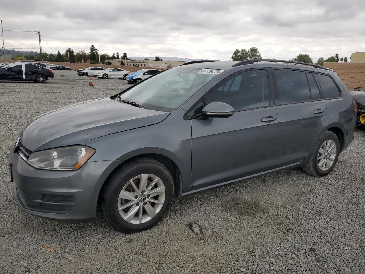 2015 Volkswagen Golf Sportwagen S