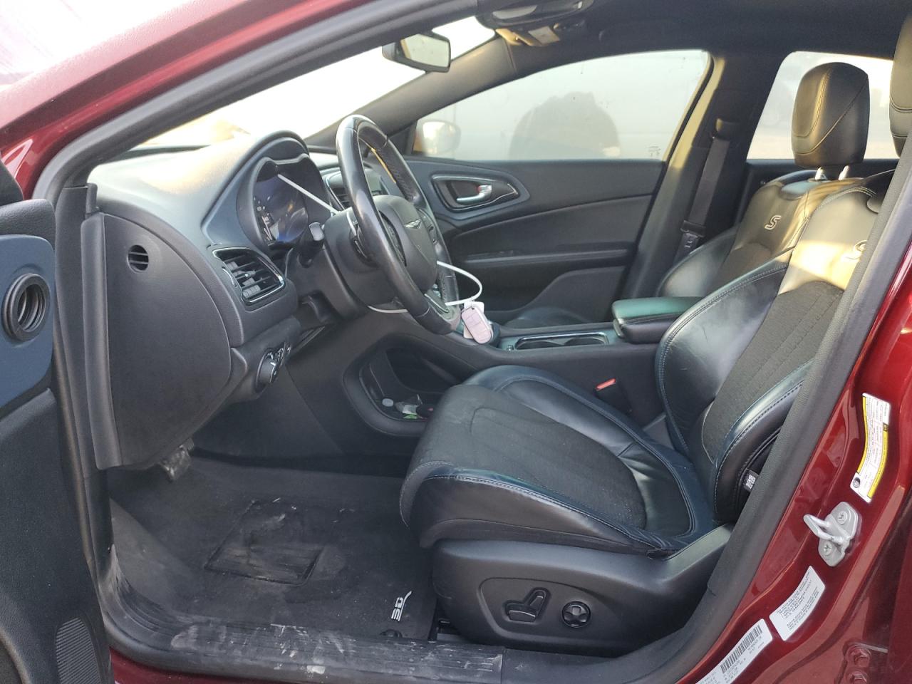 2015 Chrysler 200 S VIN: 1C3CCCDG2FN610348 Lot: 85365955