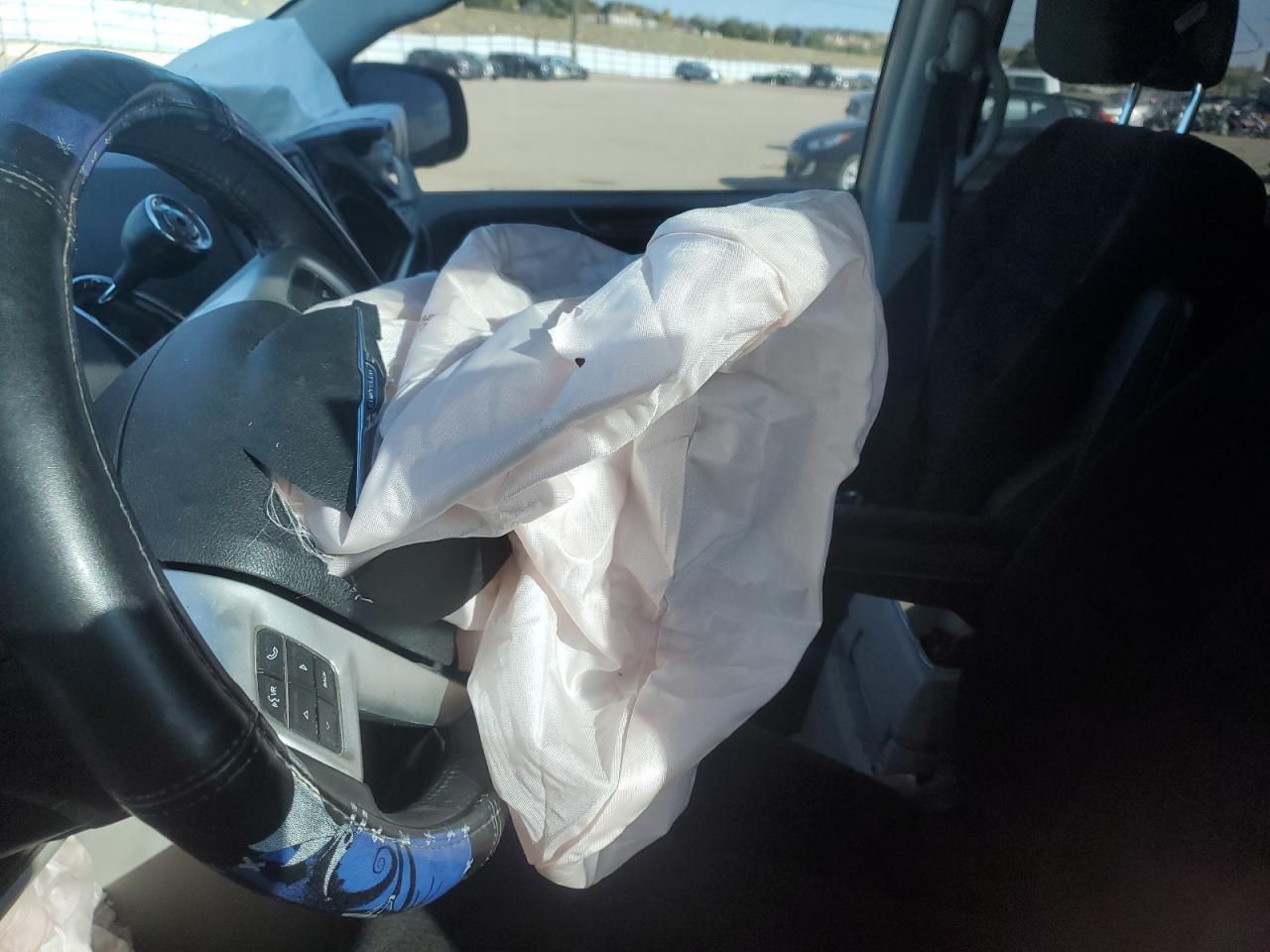 2016 Chrysler Town & Country Touring VIN: 2C4RC1BG4GR159862 Lot: 90077885